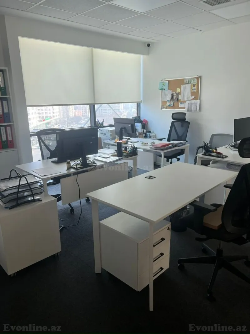 Bakı, Yasamal r., 8 Noyabr m., Yasamalda 6 otaqlı ofis kirayə verilir