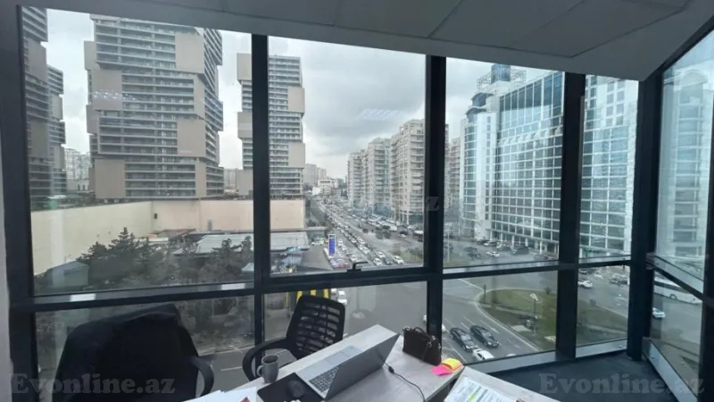 Kirayə verilir Ofis 92 m² Yasamal