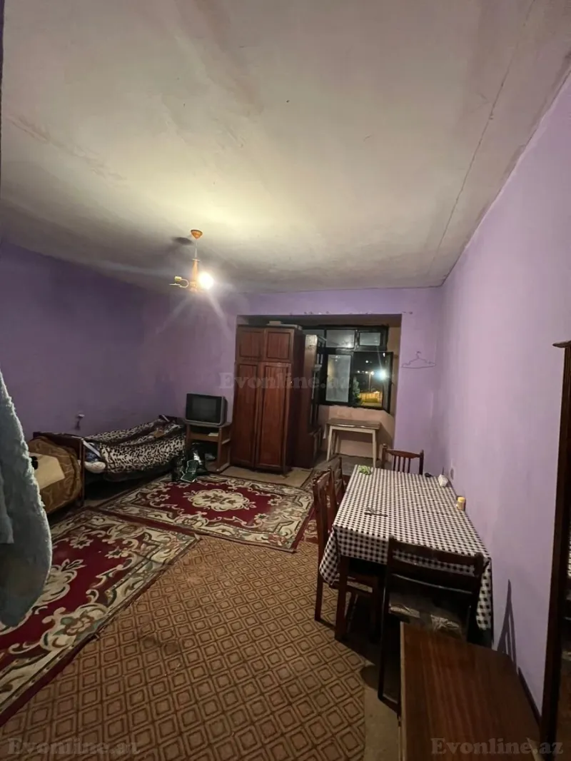 Kirayə verilir 2 otaqlı Mənzil Köhnə tikili 75 m² Neftçilər m.