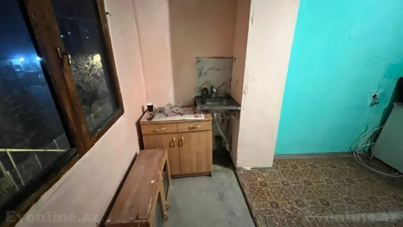 Kirayə verilir 2 otaqlı Mənzil Köhnə tikili 75 m² Neftçilər m. - şəkil 6