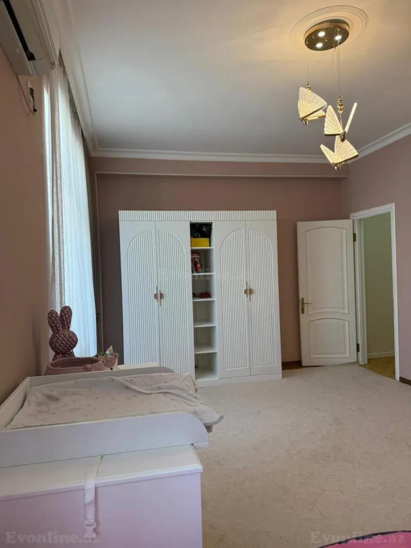 Satılır 3 otaqlı Mənzil Yeni tikili 154 m² Nəsimi r. - şəkil 6