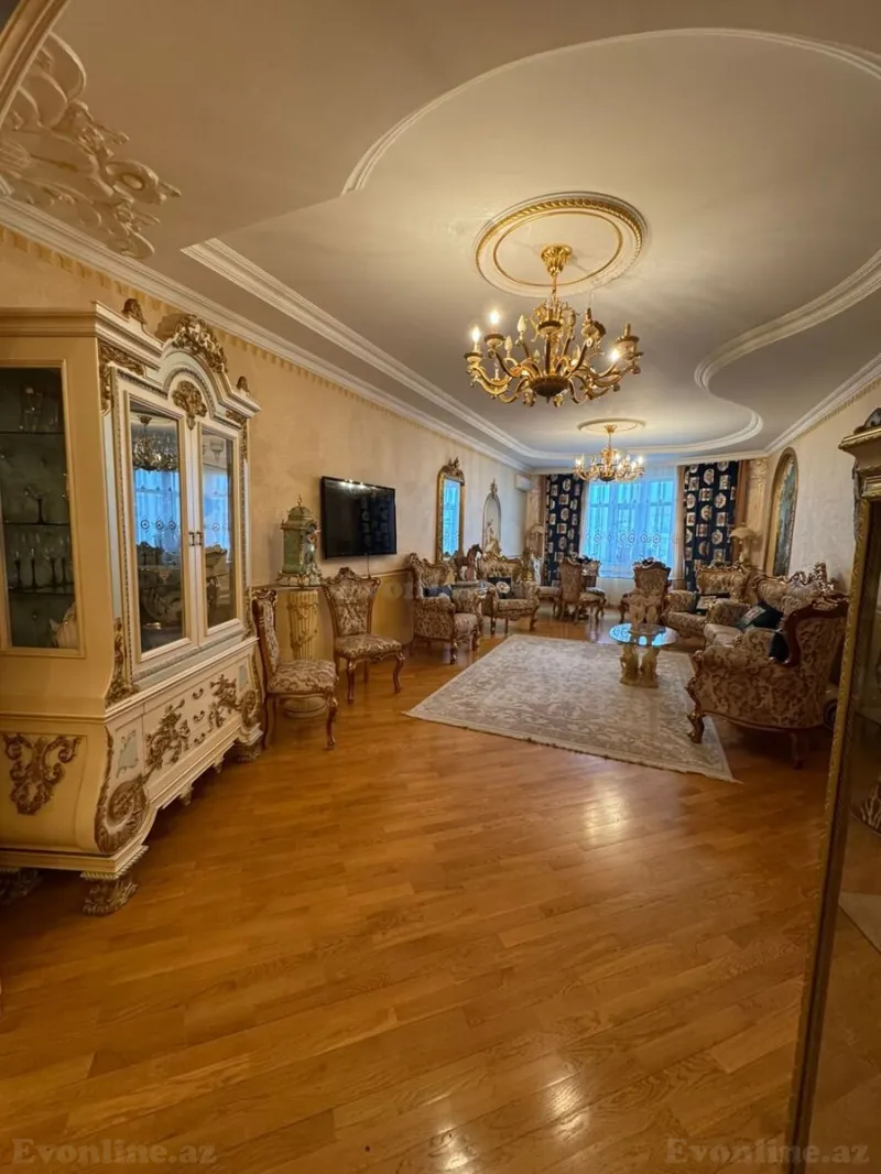 Satılır 4 otaqlı Mənzil Yeni tikili 185 m² Elmlər Akademiyası m. - şəkil 3