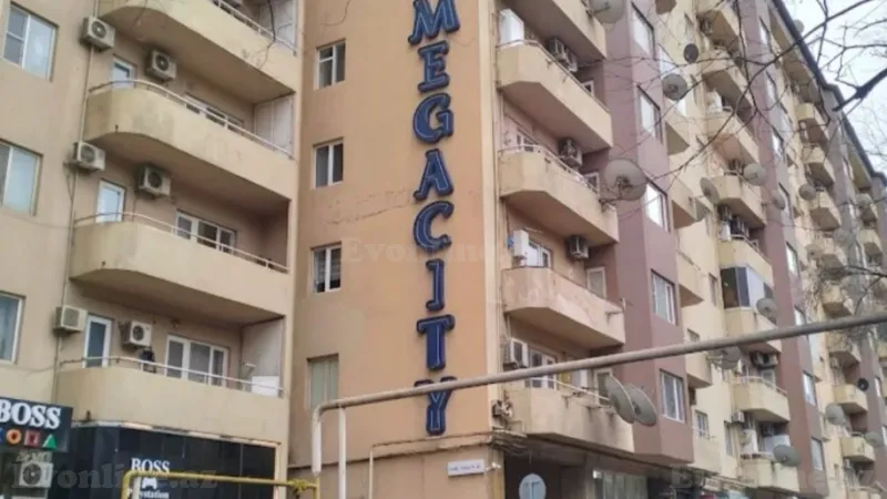 Kirayə verilir 3 otaqlı Mənzil Yeni tikili 176 m² Yasamal