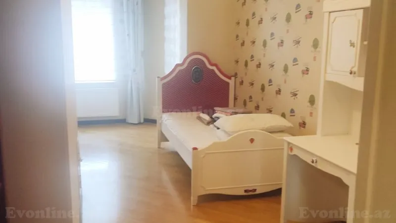 Kirayə verilir 3 otaqlı Mənzil Yeni tikili 176 m² Yasamal - şəkil 12