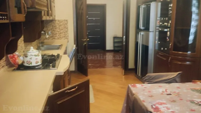 Kirayə verilir 3 otaqlı Mənzil Yeni tikili 176 m² Yasamal - şəkil 15