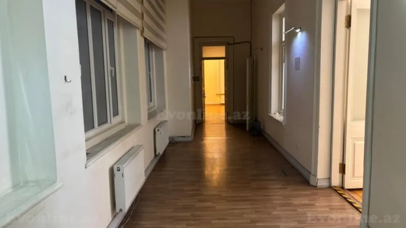 Kirayə verilir Ofis 365 m² İçərişəhər m. - şəkil 9