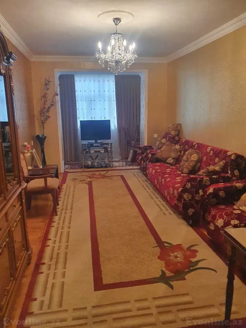 Satılır 3 otaqlı Mənzil Yeni tikili 75 m² Neftçilər m.