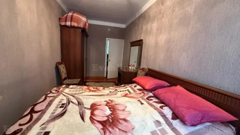 Satılır 2 otaqlı Mənzil Köhnə tikili 40 m² 1-ci mikrorayon - şəkil 5