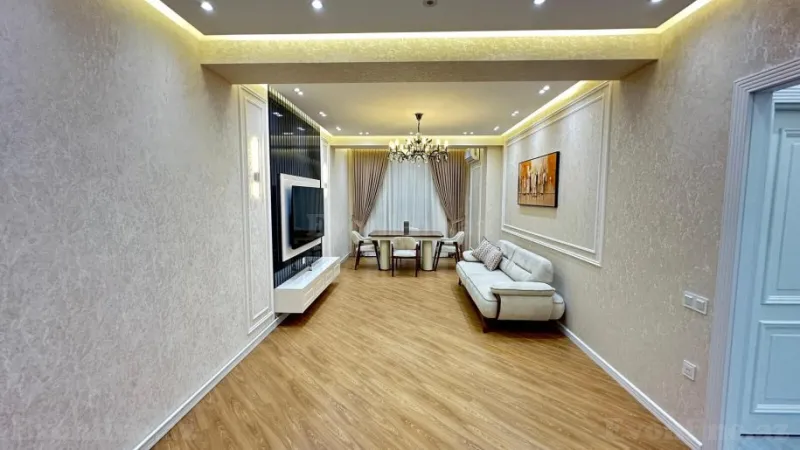 Satılır 2 otaqlı Mənzil Yeni tikili 70 m² Gənclik m. - şəkil 3