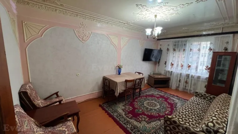 Satılır 3 otaqlı Mənzil Köhnə tikili 50 m² Əhmədli m.