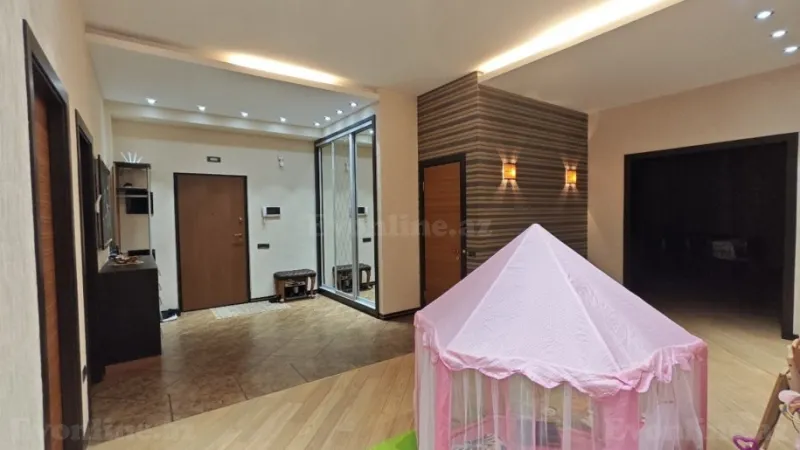 Satılır 4 otaqlı Mənzil Yeni tikili 210 m² 28 May m. - şəkil 17