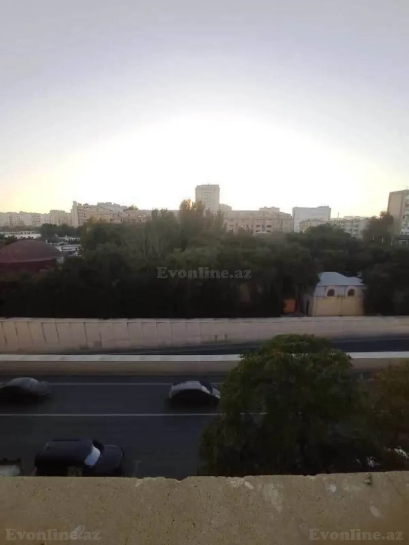 Satılır 2 otaqlı Mənzil Köhnə tikili 45 m² Gənclik m. - şəkil 7