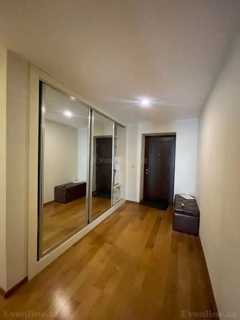Kirayə verilir 4 otaqlı Mənzil Yeni tikili 220 m² 28 May m. - şəkil 25