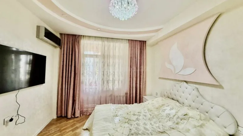 Satılır 5 otaqlı Mənzil Yeni tikili 170 m² İnşaatçılar m. - şəkil 14