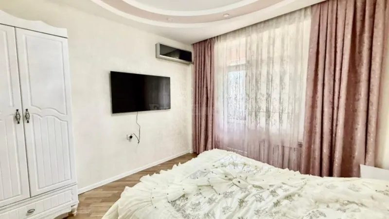 Satılır 5 otaqlı Mənzil Yeni tikili 170 m² İnşaatçılar m. - şəkil 16