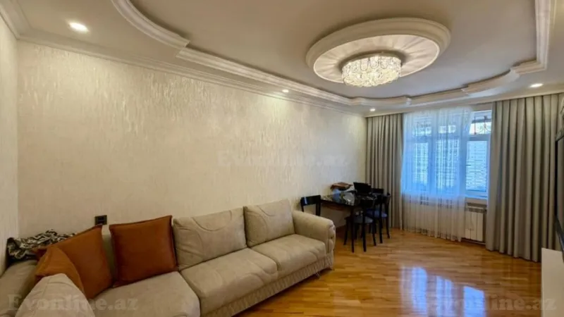 Satılır 2 otaqlı Mənzil Köhnə tikili 60 m² Xalqlar Dostluğu m. - şəkil 2