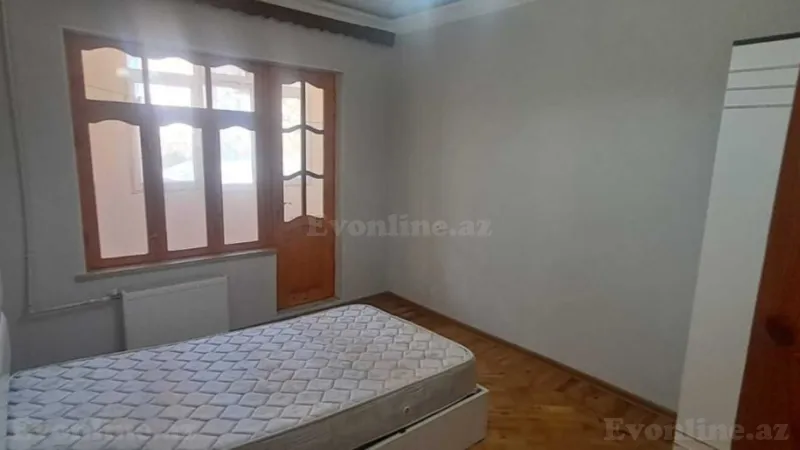 Kirayə verilir 3 otaqlı Mənzil Köhnə tikili 90 m² Xətai r. - şəkil 4