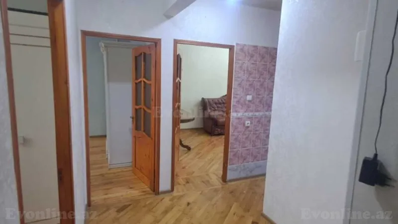 Kirayə verilir 3 otaqlı Mənzil Köhnə tikili 90 m² Xətai r. - şəkil 10