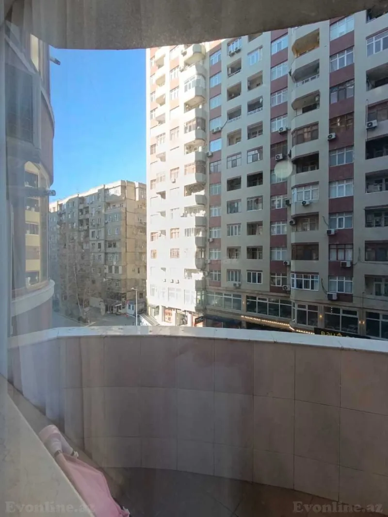 Kirayə verilir 3 otaqlı Mənzil Yeni tikili 110 m² Nərimanov r. - şəkil 10