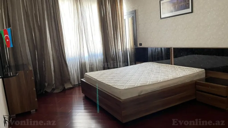 Kirayə verilir 4 otaqlı Mənzil Yeni tikili 220 m² Xətai m. - şəkil 8