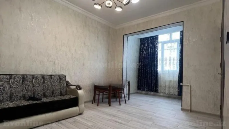 Satılır 2 otaqlı Mənzil Köhnə tikili 48 m² 1-ci mikrorayon - şəkil 2
