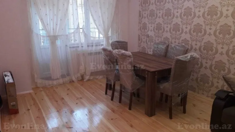 Bakı, Binəqədi r., Nəsimi m.da 2 otaqlı mənzil satılır