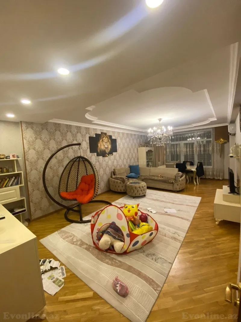 Satılır 3 otaqlı Mənzil Yeni tikili 137 m² 8-ci kilometr