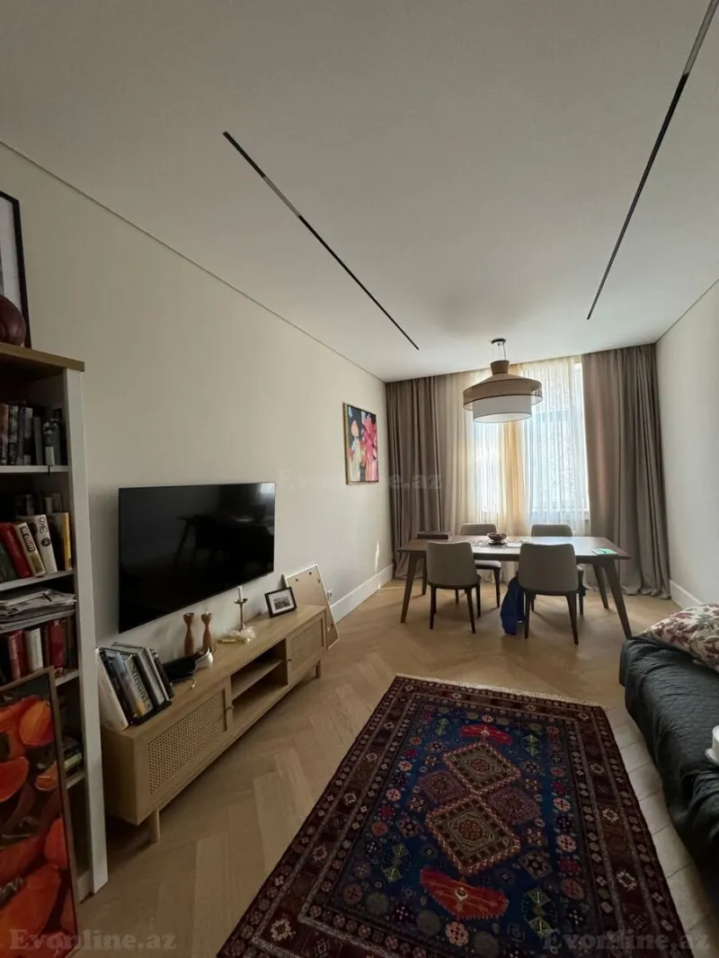 Satılır 2 otaqlı Mənzil Köhnə tikili 65 m² Nəsimi r.