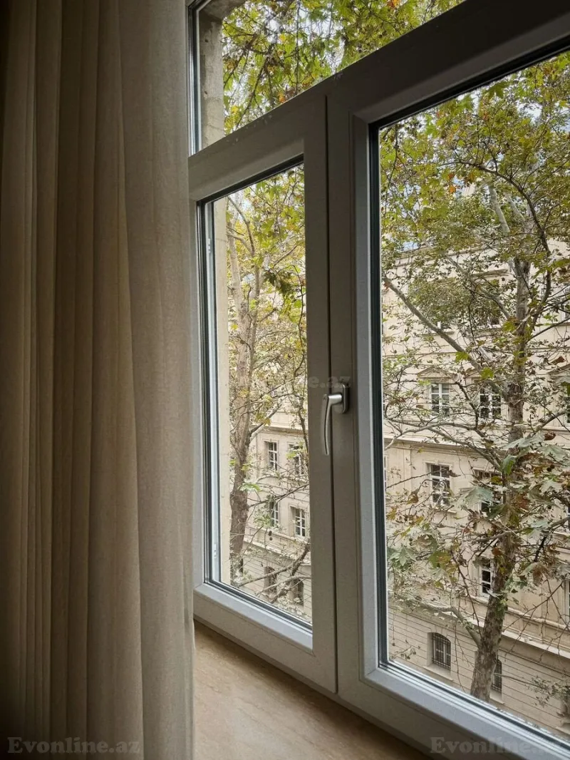 Satılır 2 otaqlı Mənzil Köhnə tikili 65 m² Nəsimi r. - şəkil 8