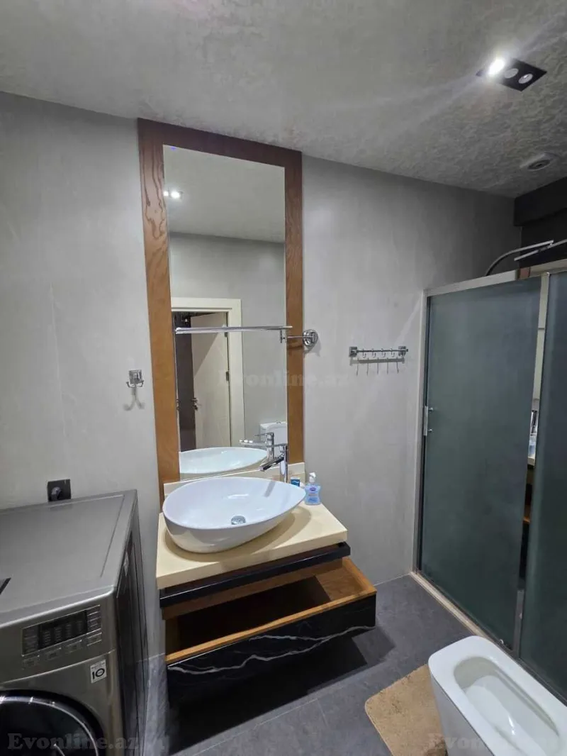 Kirayə verilir 3 otaqlı Mənzil Yeni tikili 150 m² 28 May m. - şəkil 16