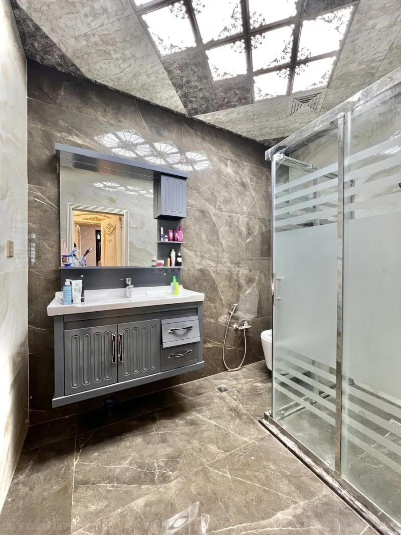 Satılır 2 otaqlı Mənzil Yeni tikili 95 m² Nəsimi r. - şəkil 10