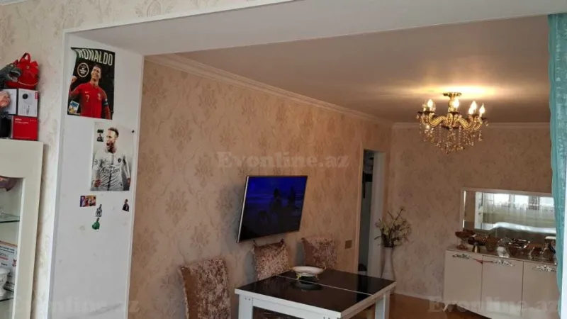 Satılır 2 otaqlı Mənzil Köhnə tikili 50 m² Azadlıq prospekti m.