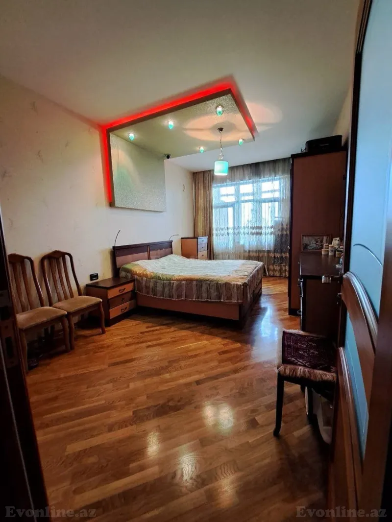 Satılır 3 otaqlı Mənzil Yeni tikili 128 m² 6-cı mikrorayon - şəkil 5