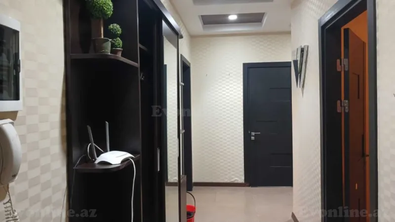 Satılır 3 otaqlı Mənzil Köhnə tikili 100 m² Nizami m. - şəkil 2