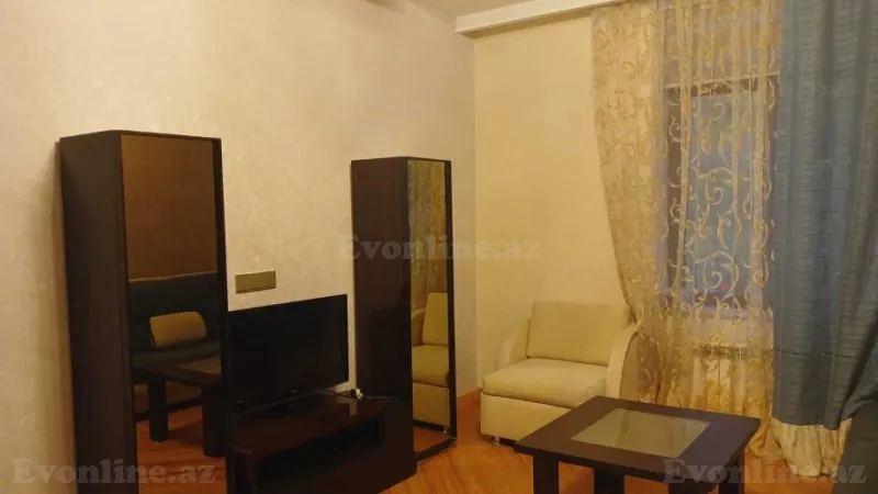 Satılır 3 otaqlı Mənzil Köhnə tikili 100 m² Nizami m. - şəkil 6