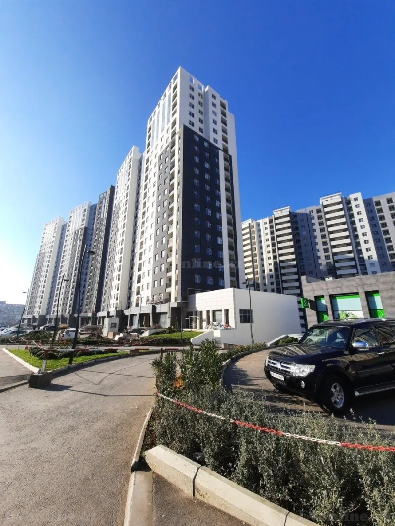 Satılır 3 otaqlı Mənzil Yeni tikili 127 m² Həzi Aslanov - şəkil 2