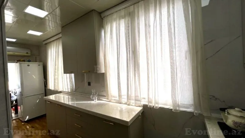 Satılır 3 otaqlı Mənzil Köhnə tikili 70 m² Nərimanov r. - şəkil 11