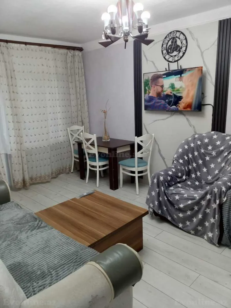 Kirayə verilir 3 otaqlı Mənzil Köhnə tikili 75 m² Yasamal