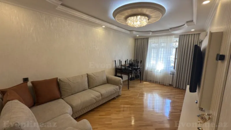 Satılır 2 otaqlı Mənzil Köhnə tikili 60 m² Xalqlar Dostluğu m.