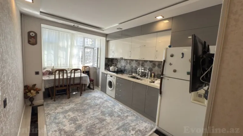 Satılır 2 otaqlı Mənzil Köhnə tikili 60 m² Xalqlar Dostluğu m. - şəkil 8