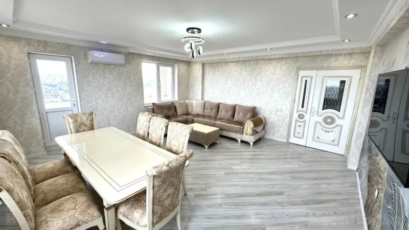 Satılır 2 otaqlı Mənzil Yeni tikili 110 m² Neftçilər m. - şəkil 3