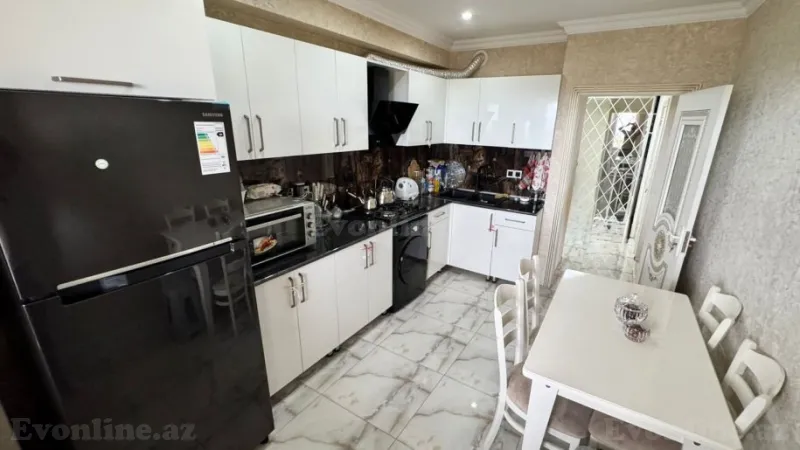 Satılır 2 otaqlı Mənzil Yeni tikili 110 m² Neftçilər m. - şəkil 6