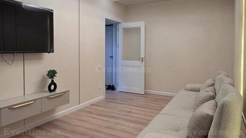 Kirayə verilir 2 otaqlı Mənzil Yeni tikili 75 m² 28 May m. - şəkil 2