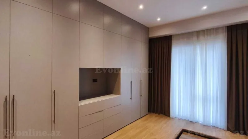 Kirayə verilir 3 otaqlı Mənzil Yeni tikili 140 m² Xətai r. - şəkil 5