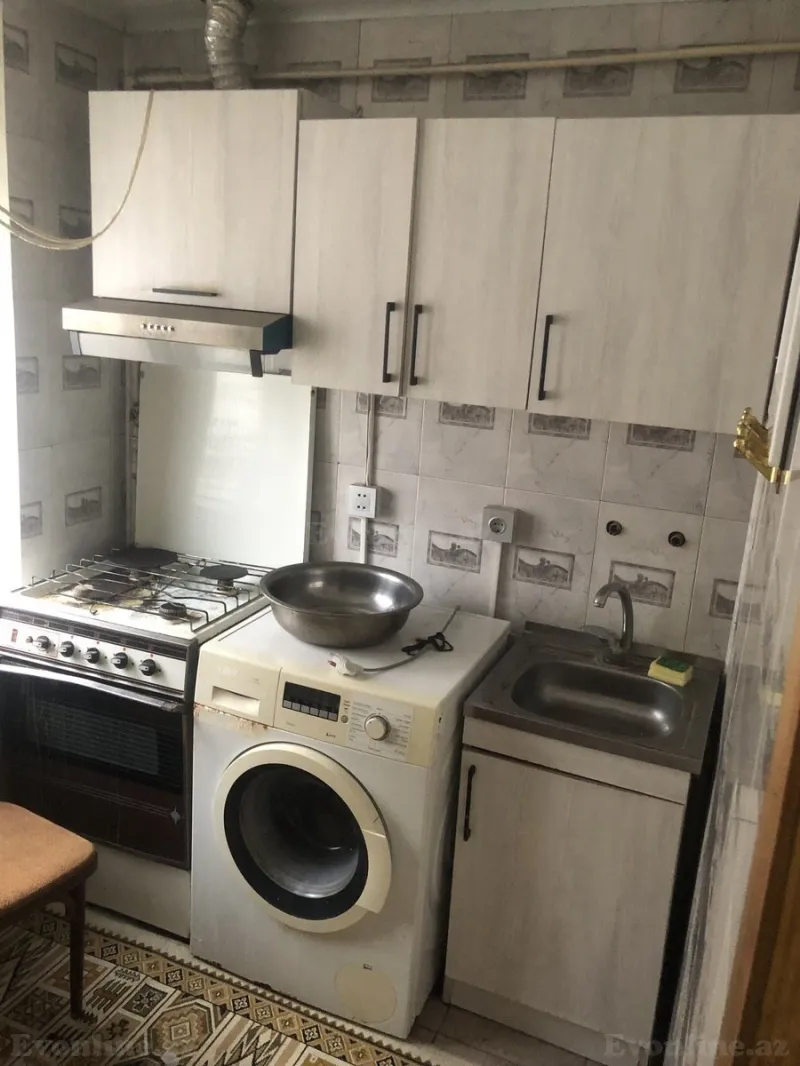 Kirayə verilir 1 otaqlı Mənzil Köhnə tikili 30 m² Nərimanov r. - şəkil 3