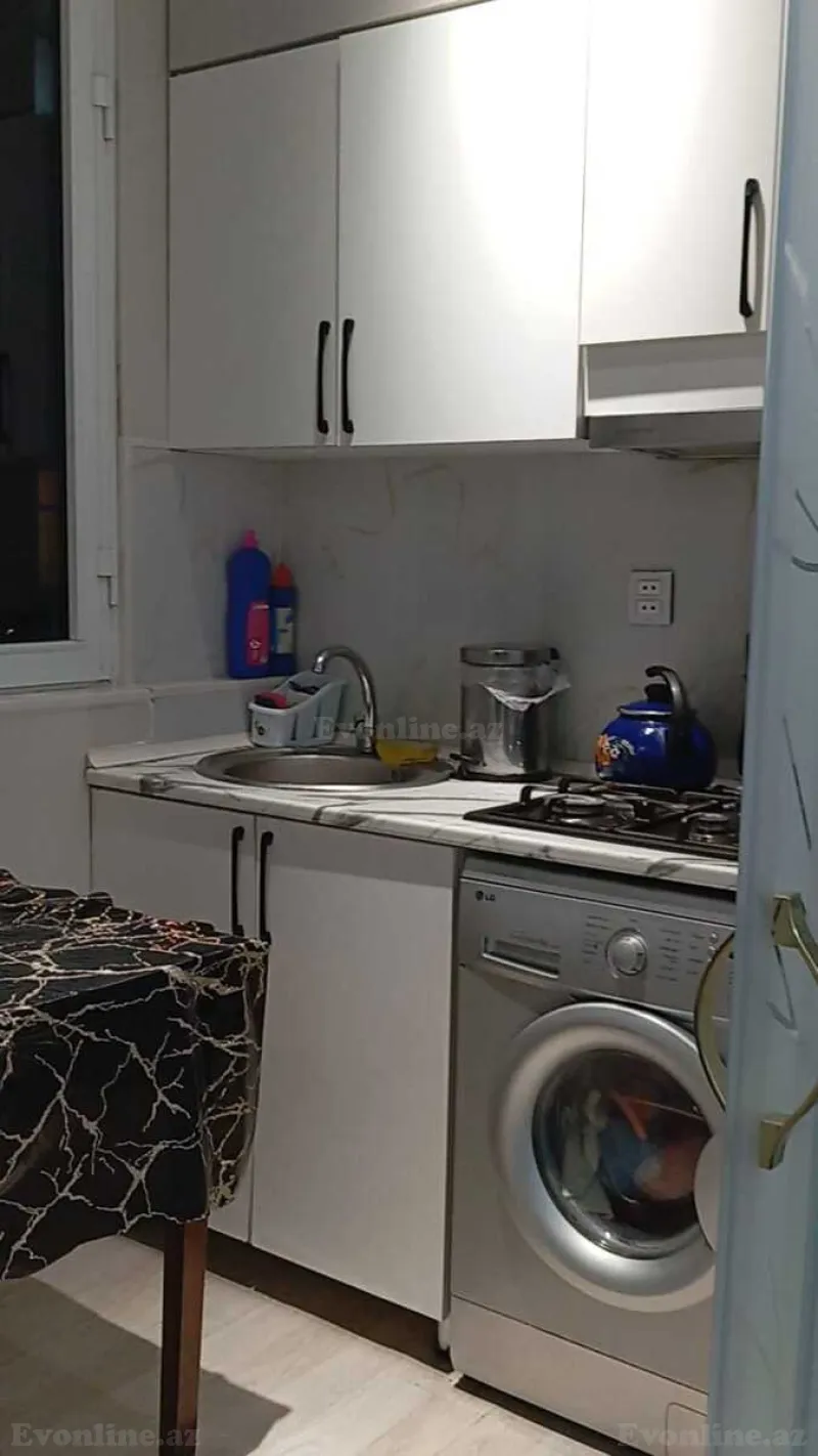 Satılır 3 otaqlı Mənzil Köhnə tikili 57 m² 8 Noyabr m. - şəkil 7