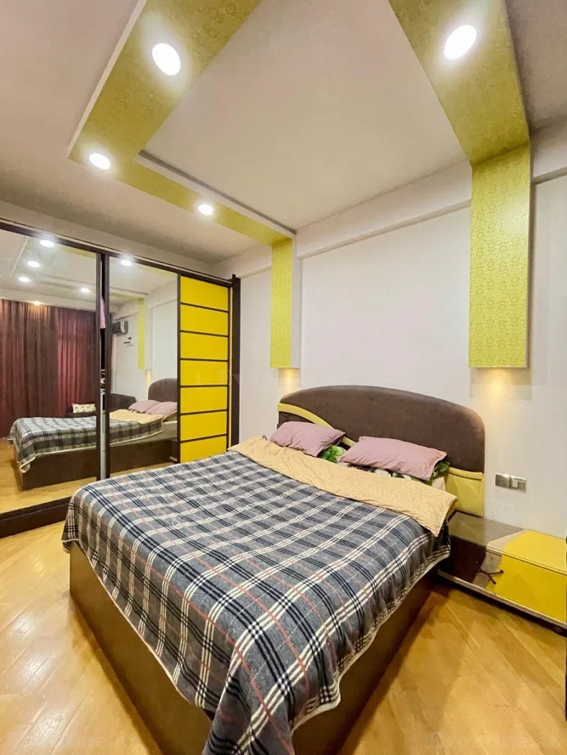 Satılır 3 otaqlı Mənzil Yeni tikili 135 m² Memar Əcəmi m. - şəkil 13