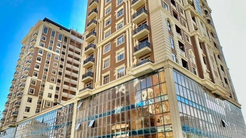 Satılır 4 otaqlı Mənzil Yeni tikili 178 m² 28 May m. - şəkil 3