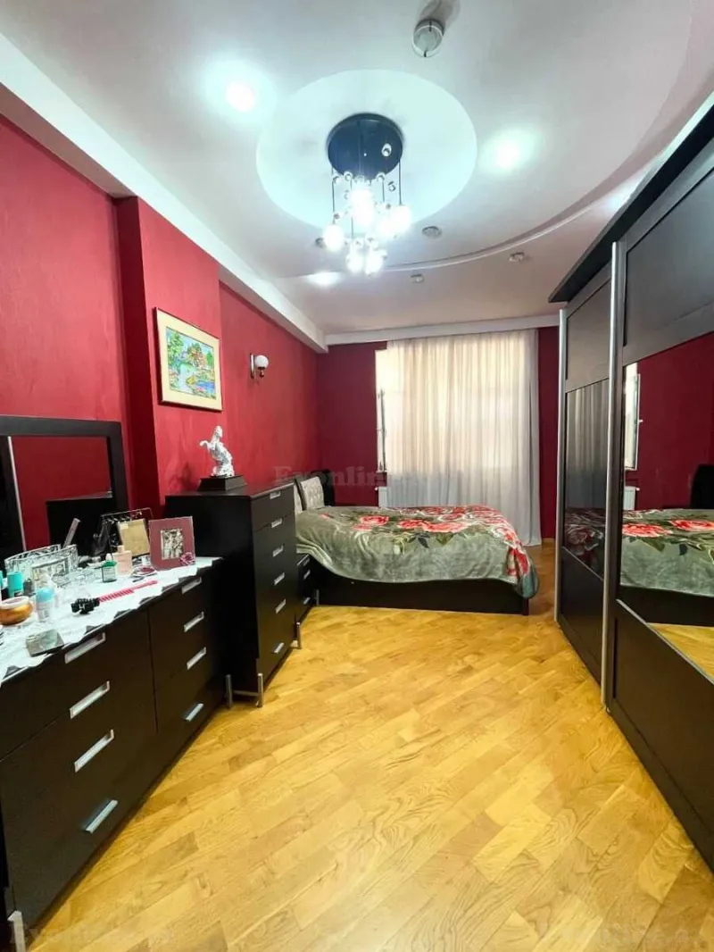 Satılır 4 otaqlı Mənzil Yeni tikili 170 m² 9-cu mikrorayon - şəkil 4