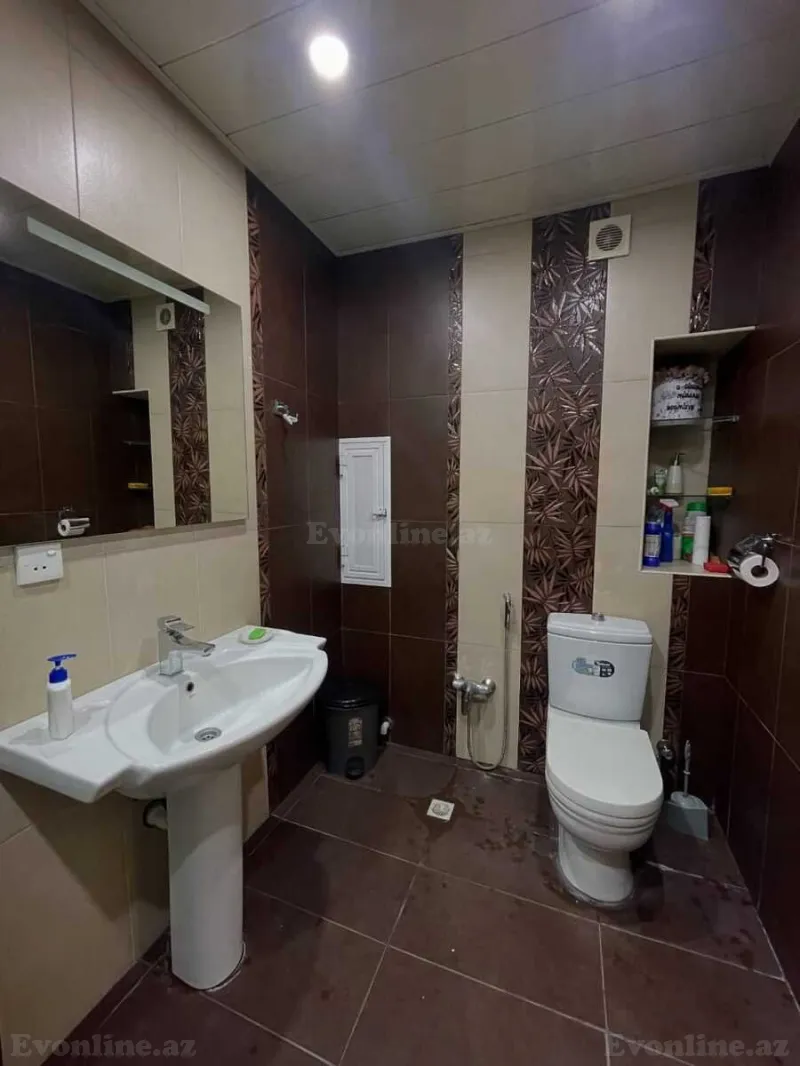 Satılır 4 otaqlı Mənzil Yeni tikili 170 m² 9-cu mikrorayon - şəkil 9